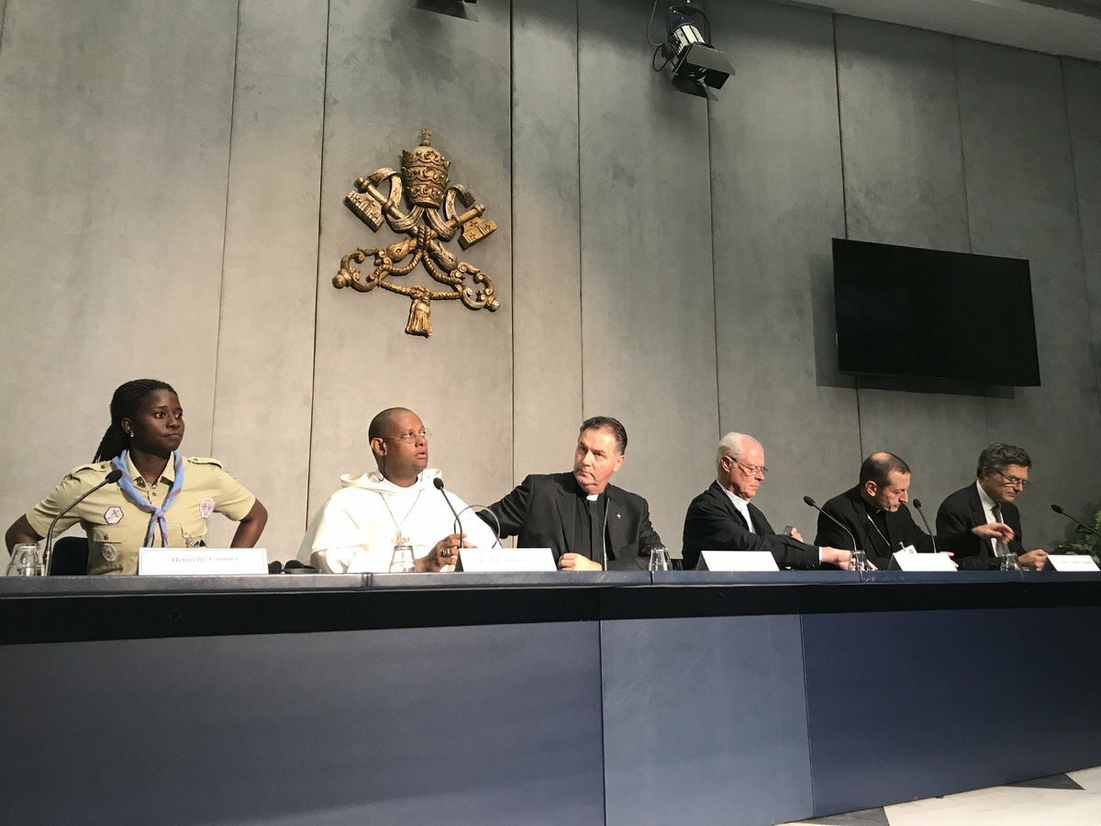 Los participantes en el Sínodo de hoy