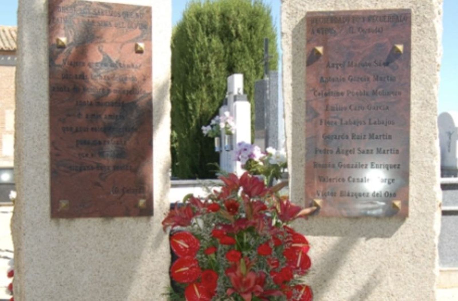 Monumento a las víctimas en Pajares de Adaja