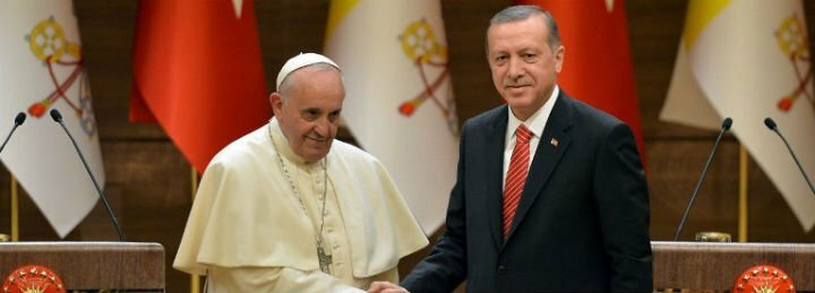 Francisco y Taiyip Erdogan, durante la reciente visita papal a Turquía