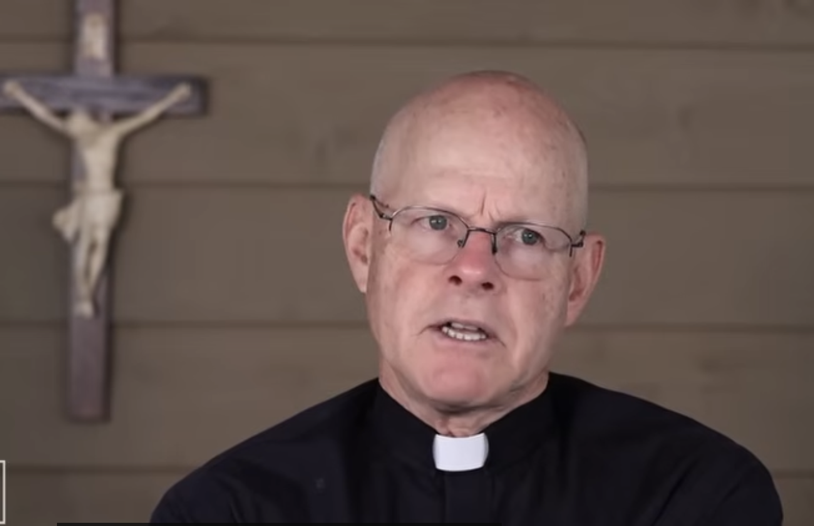 El exorcista Stephen Rossetti