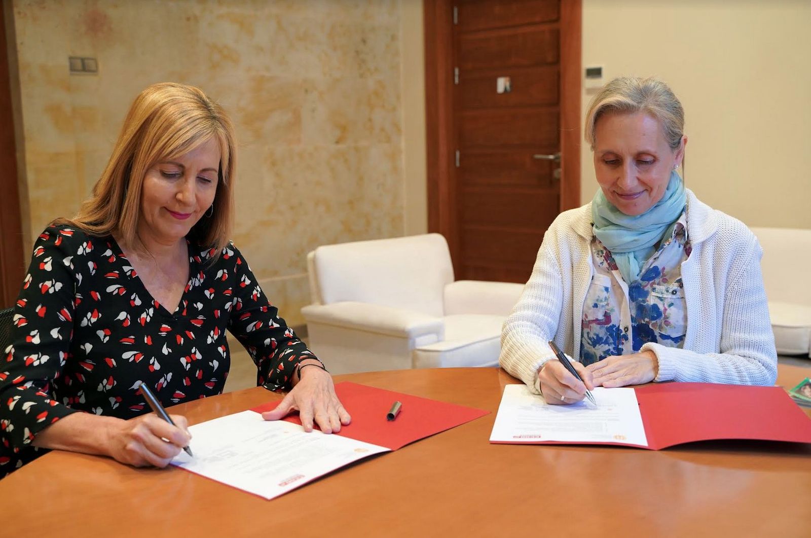 Mirian de las Mercedes Cortés Diéguez y María Teresa Ortega Vázquez