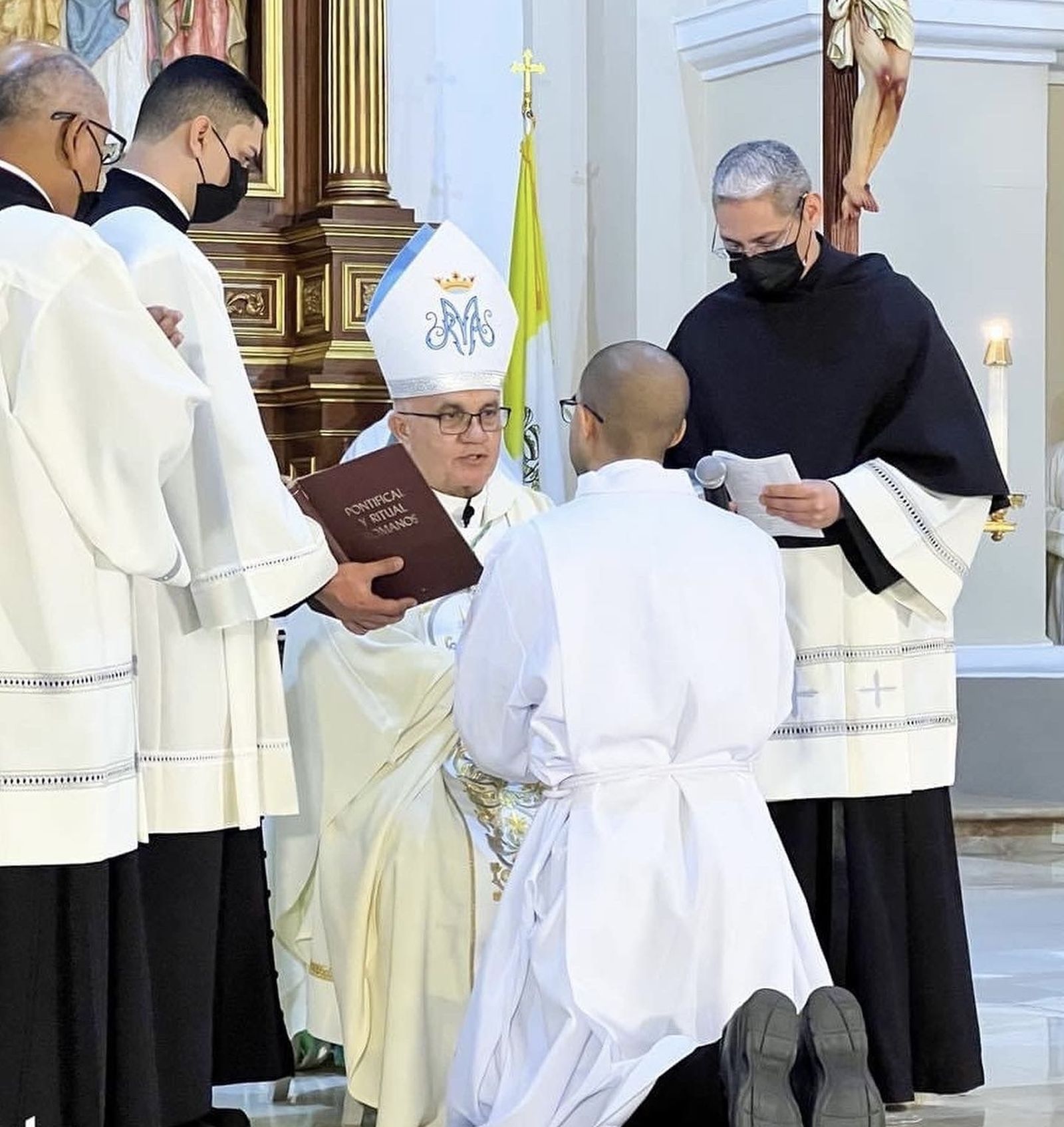 Obispo Ángel Luis Ríos Matos