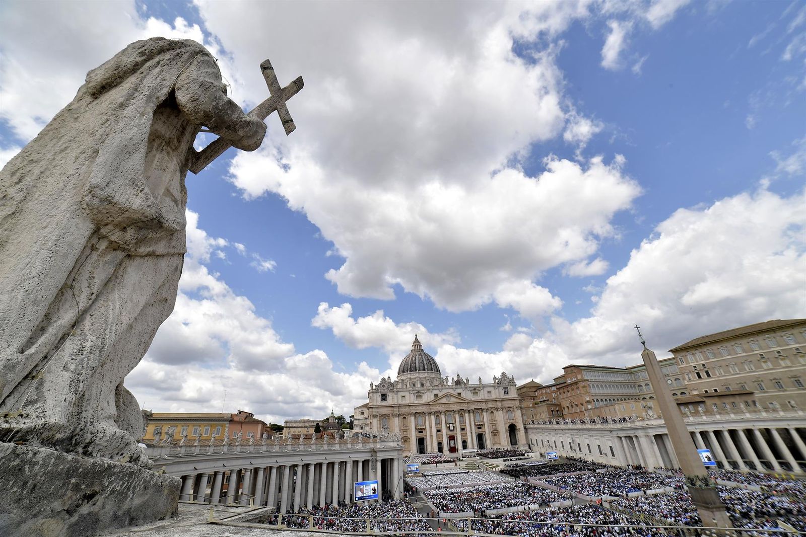 Plaza de San Pedro. Vaticano. Roma.
