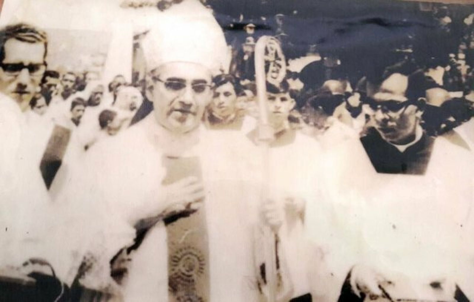 Rosa Chávez, con Romero