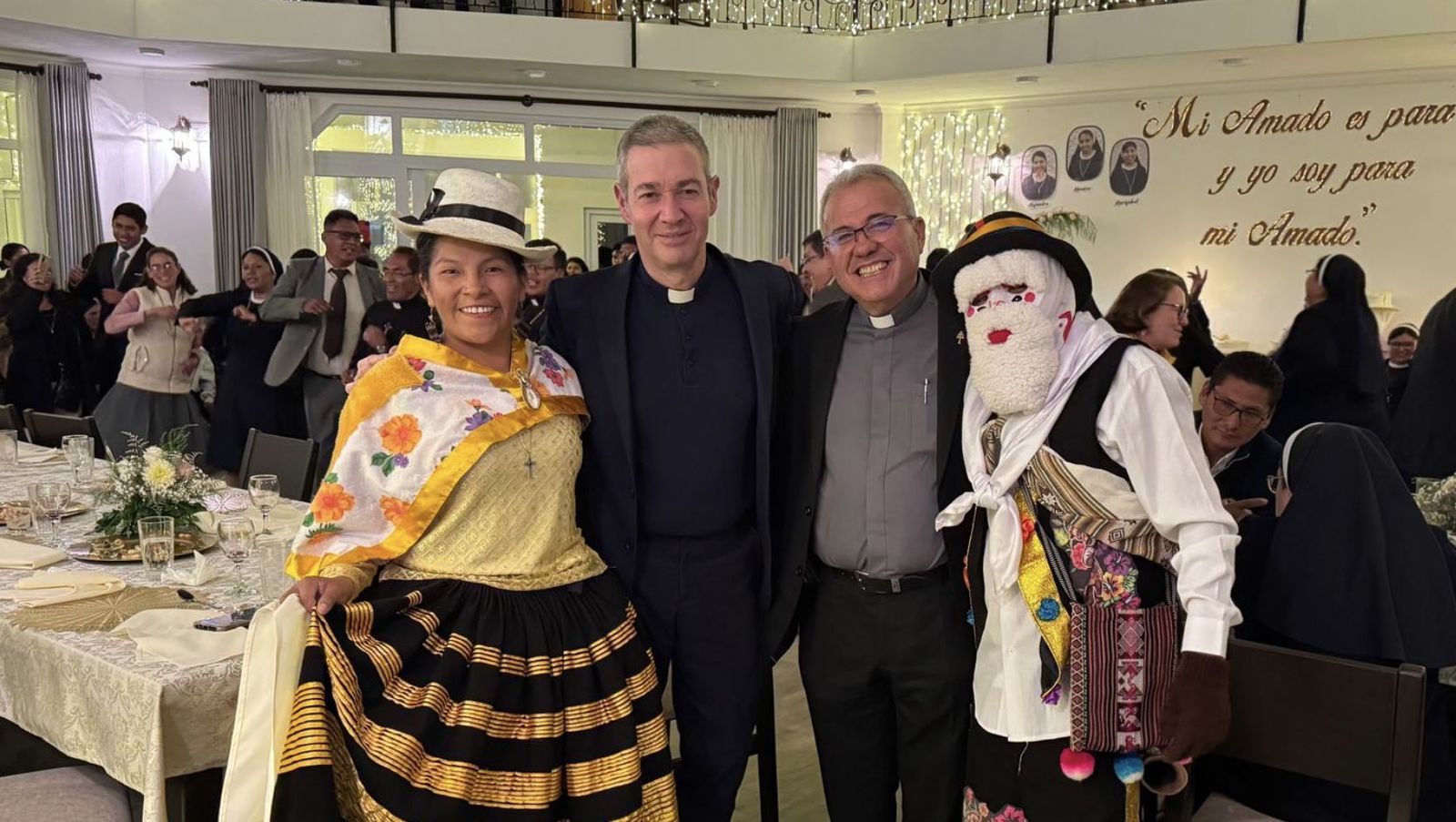 Bertomeu y el cofundador, padre Pepe