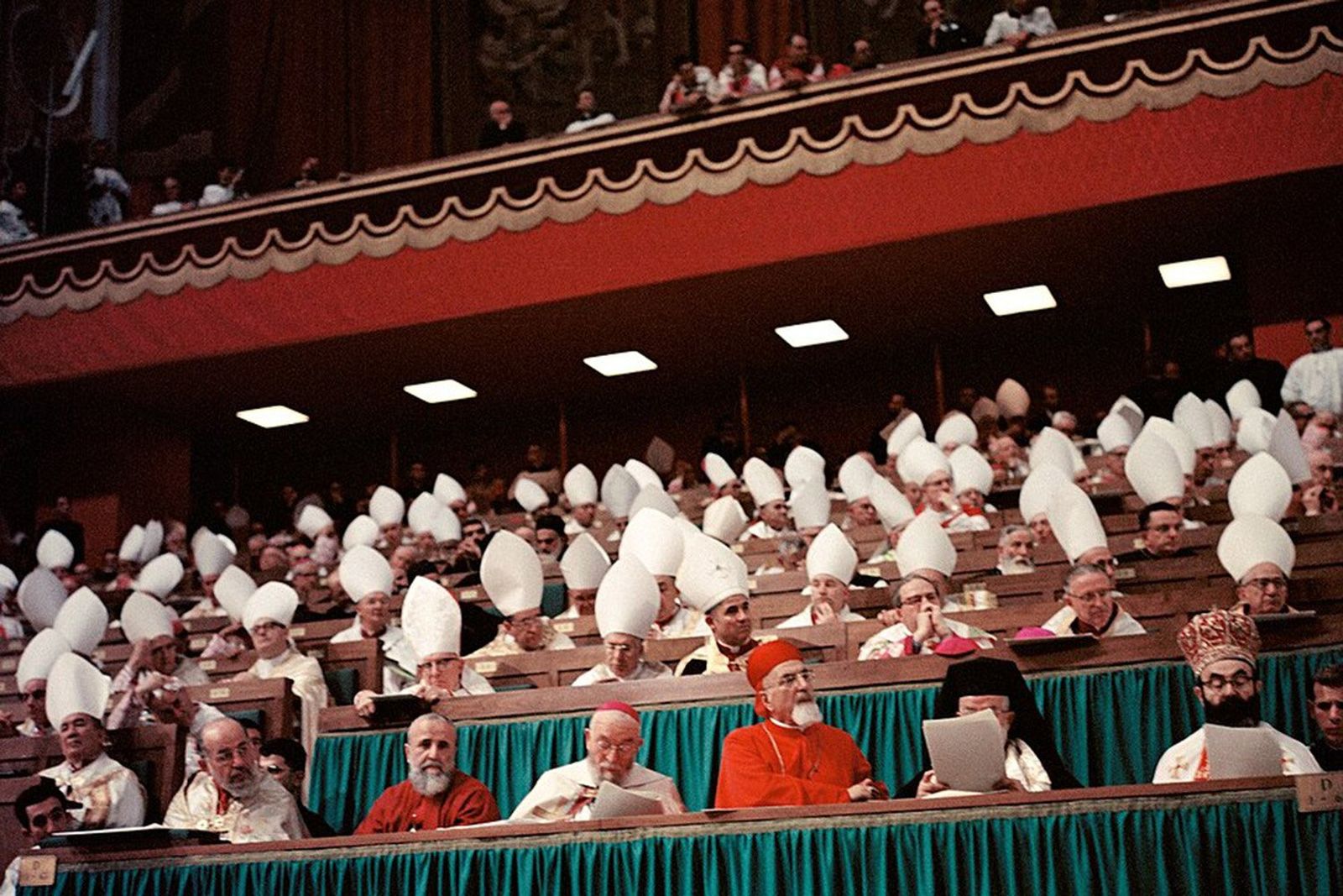 Padres conciliares en el Concilio Vaticano II