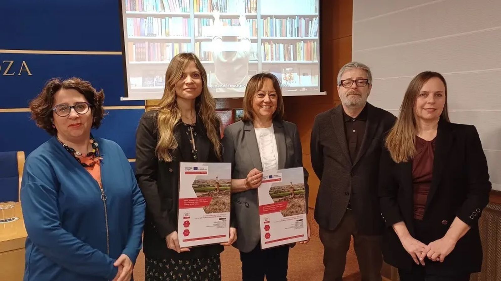 Isabel Soria, Irene Ruiz, Charo Lázaro, Juanjo Borque y Victoria Trasobares