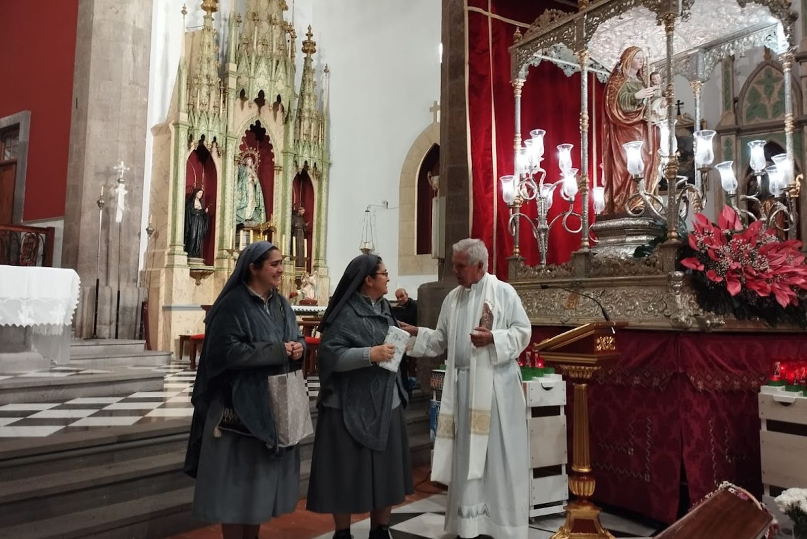 Jesús Vega es párroco de Ingenio-Carrizal.