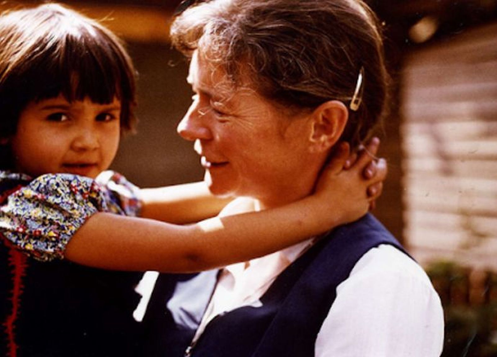 Mayer, con la población vulnerable