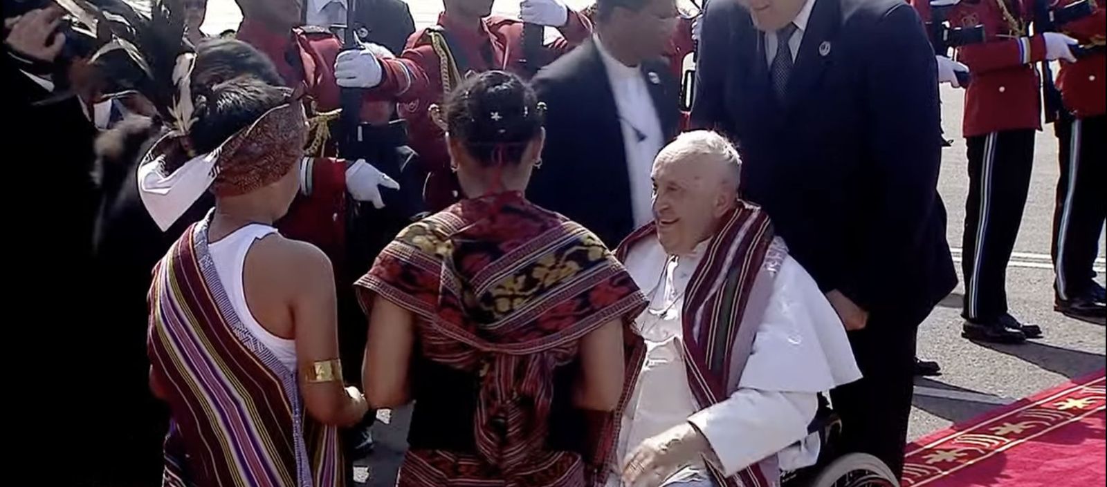 Francisco ya está en Timor oriental, el país más católico de Asia