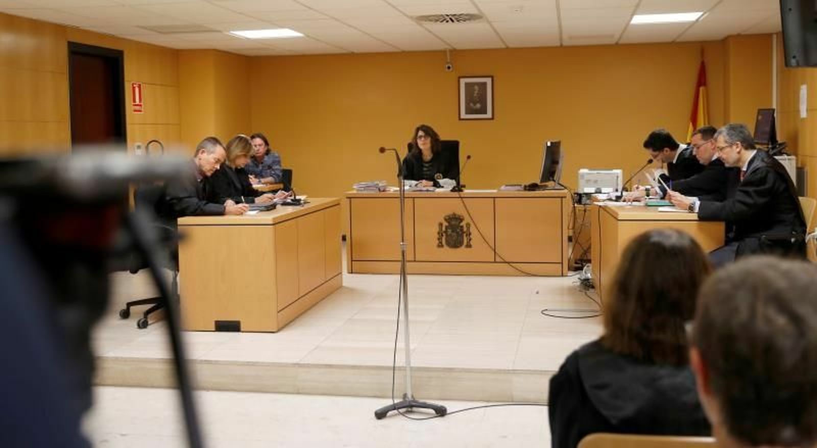 La fiscalía apoya a la demandante en el juicio al Obispado de Tenerife