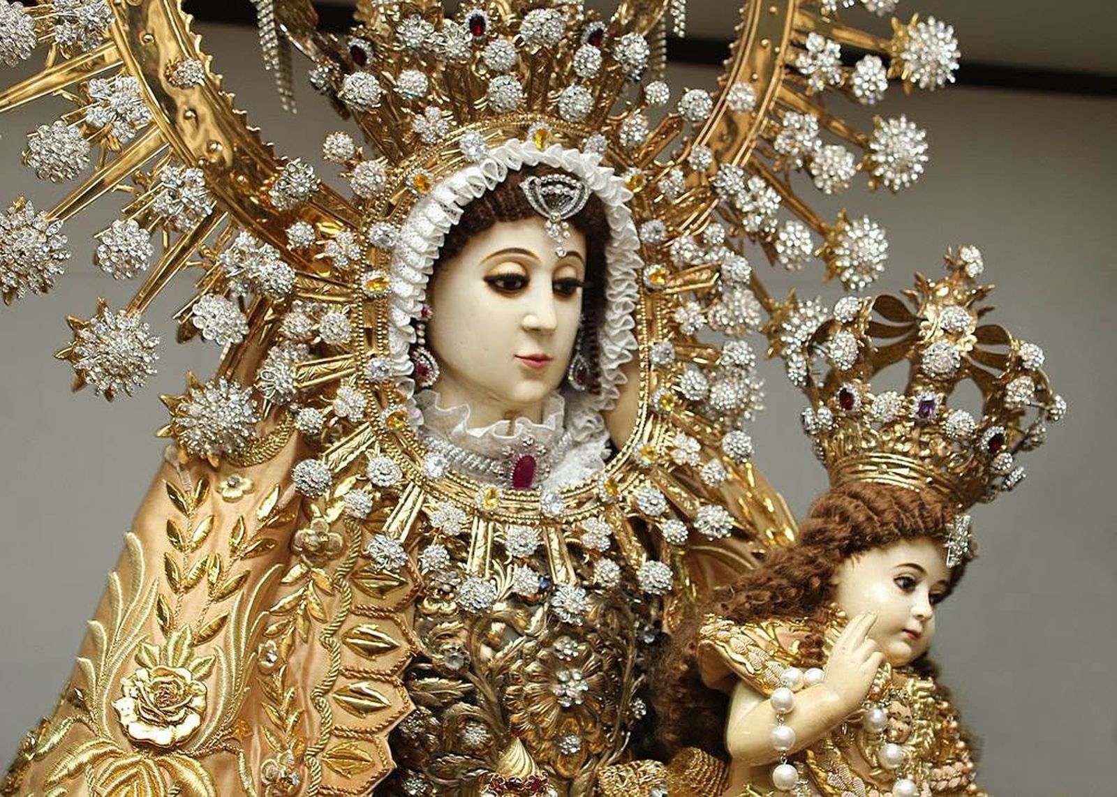 La gran dama de Filipinas, Nuestra Señora del Rosario La Naval de Manila