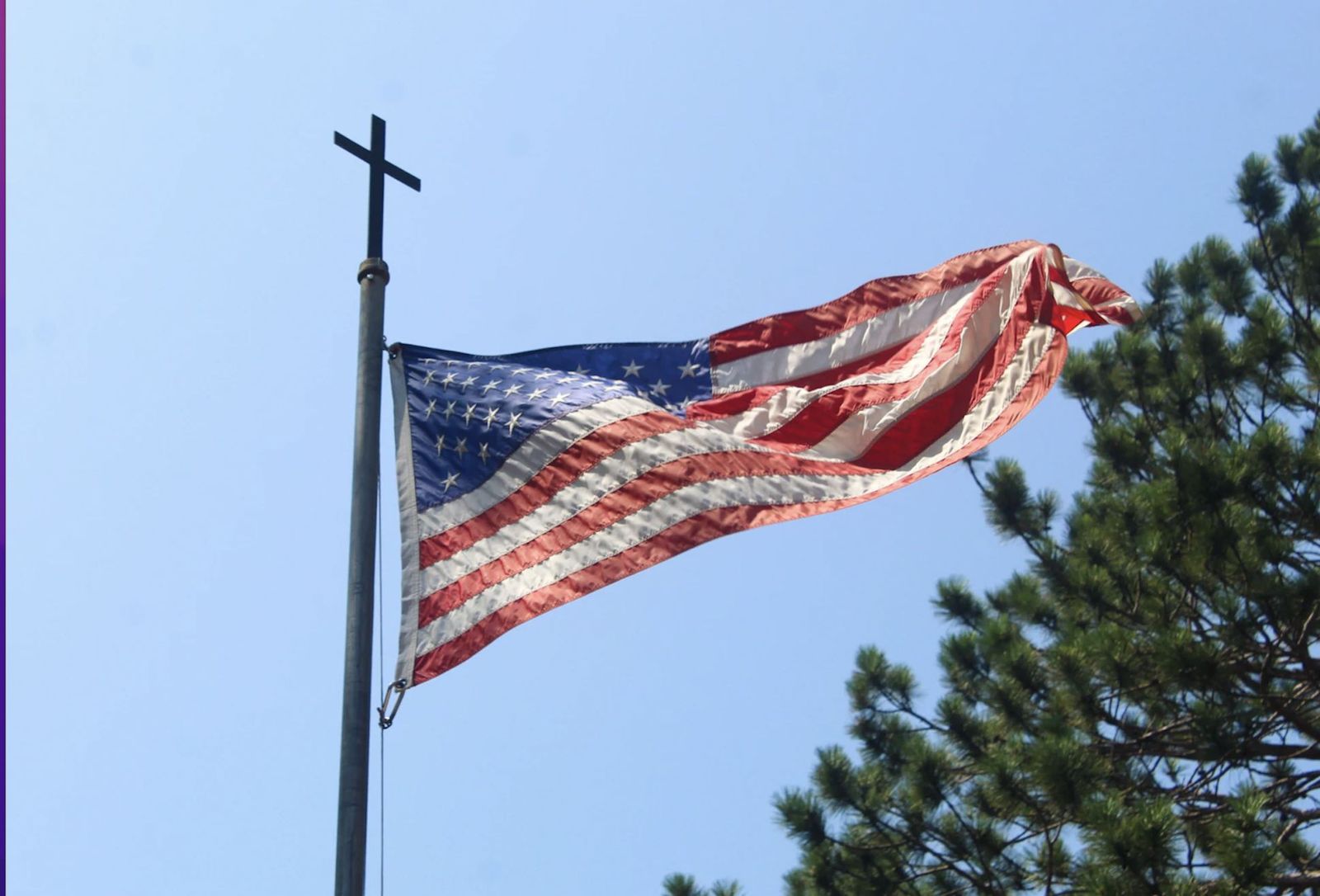 El 29% de los cristianos ve “esencial” amar a su país como parte de la identidad religiosa