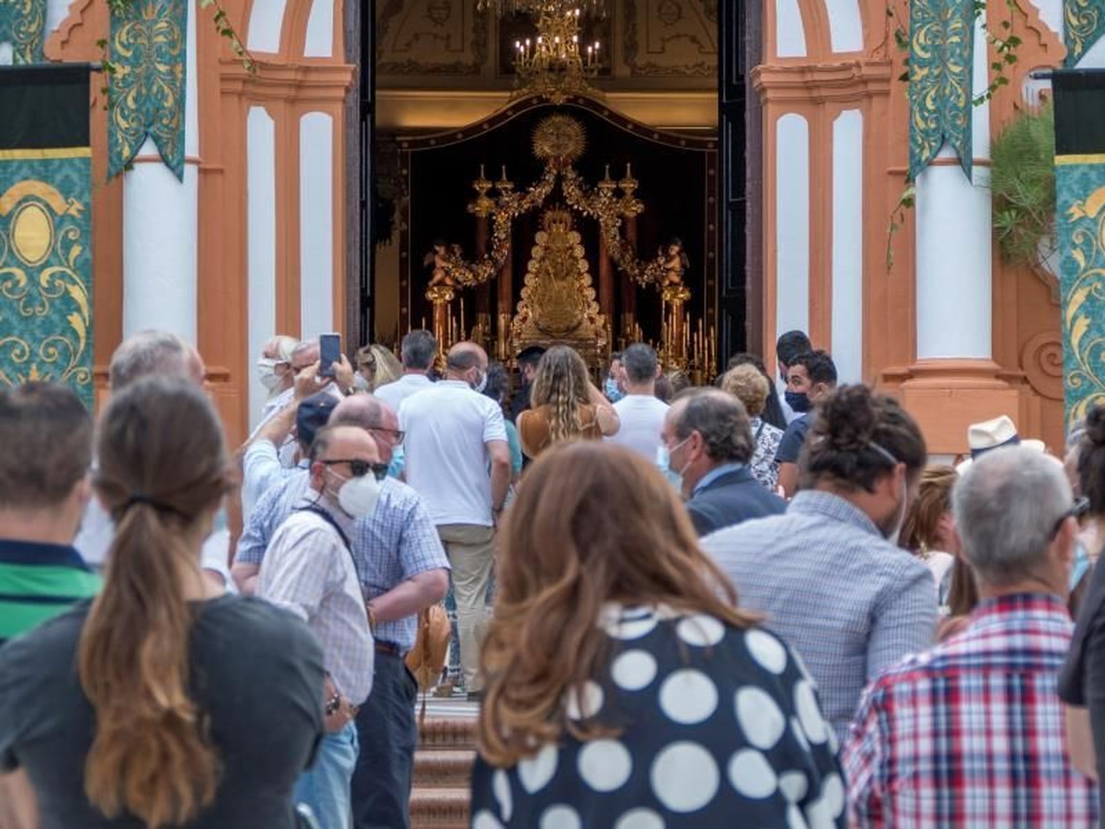 Una extraña peregrinación al Rocío