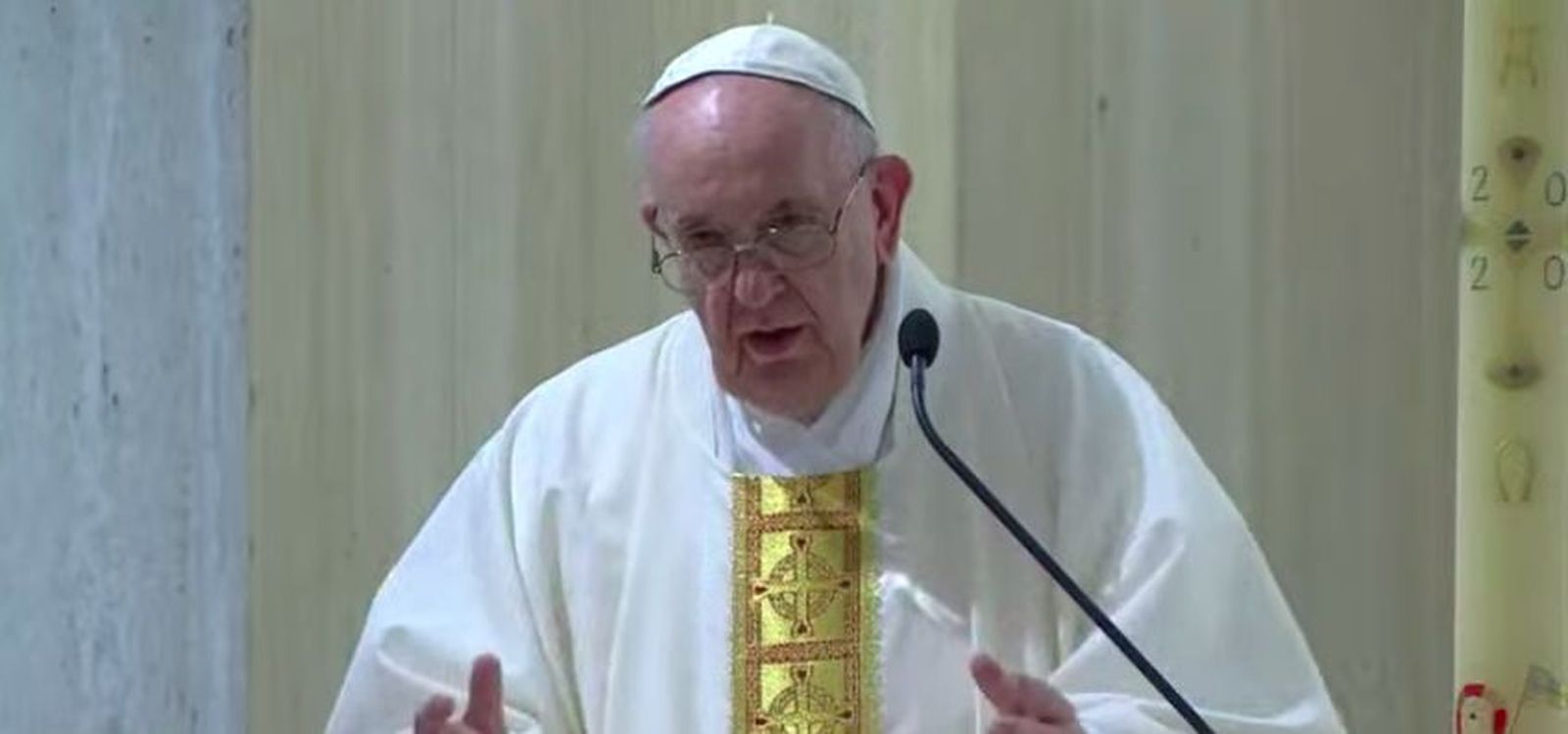 El grito del Papa: “Atención, no viralizar la Iglesia, no viralizar los sacramentos, no viralizar al pueblo de Dios”