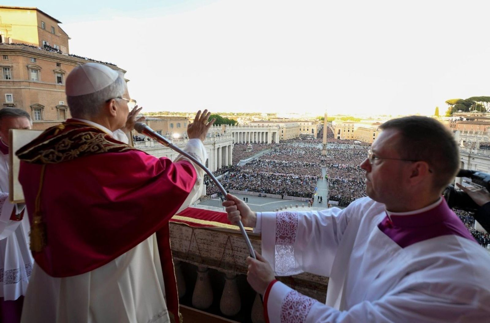El saludo de León XIV