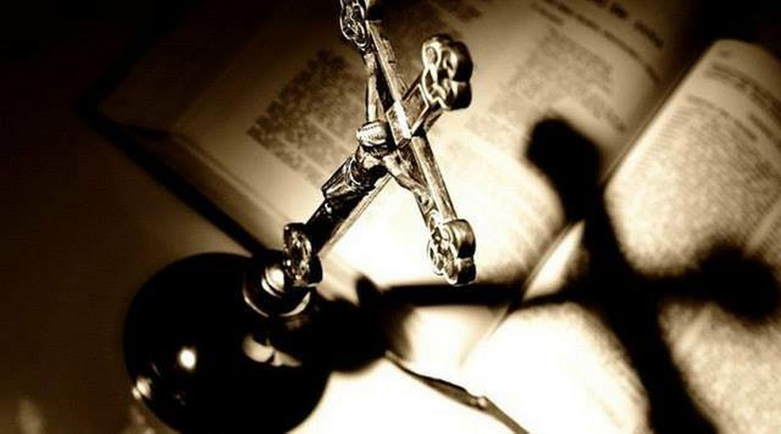 Bendición contra exorcismo