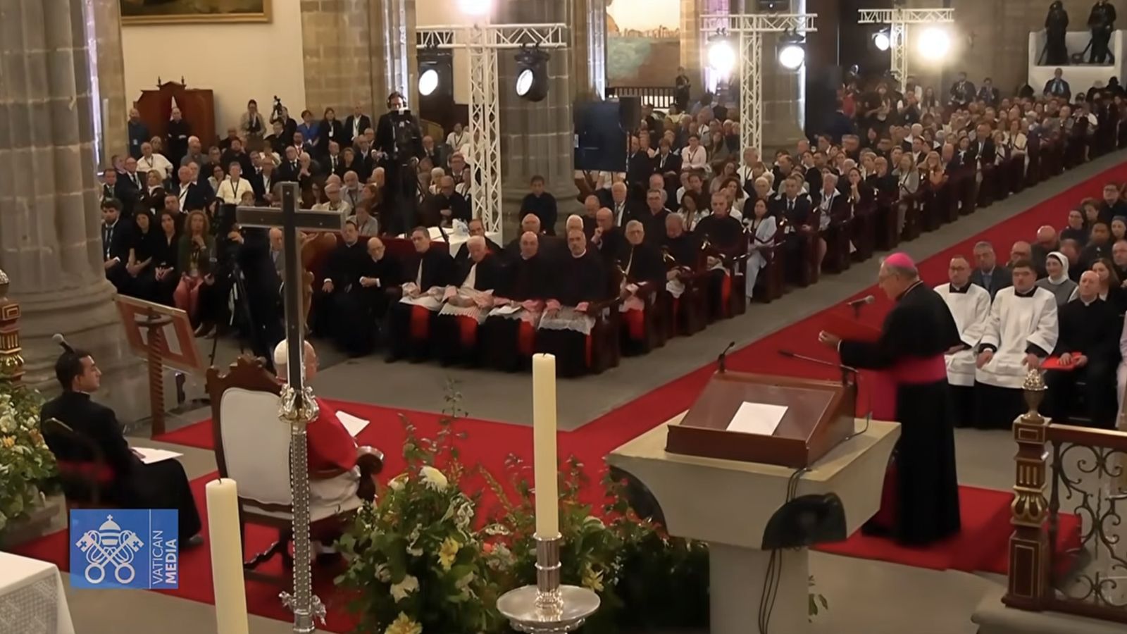 Acto del Papa en la catedral de Santa Ana, en Canarias