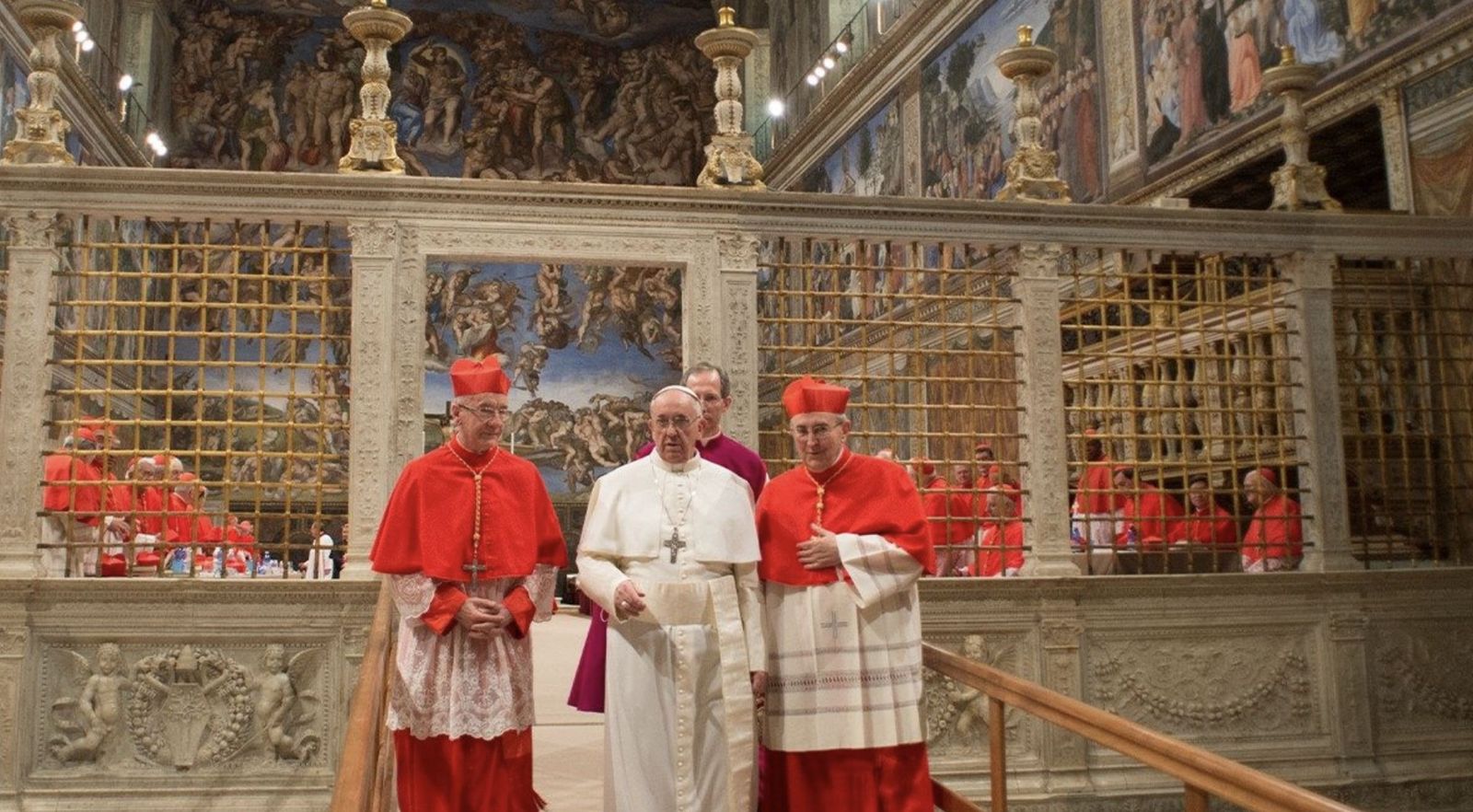 El cardenal Hummes (izquierda), con el papa Francisco tras su elección