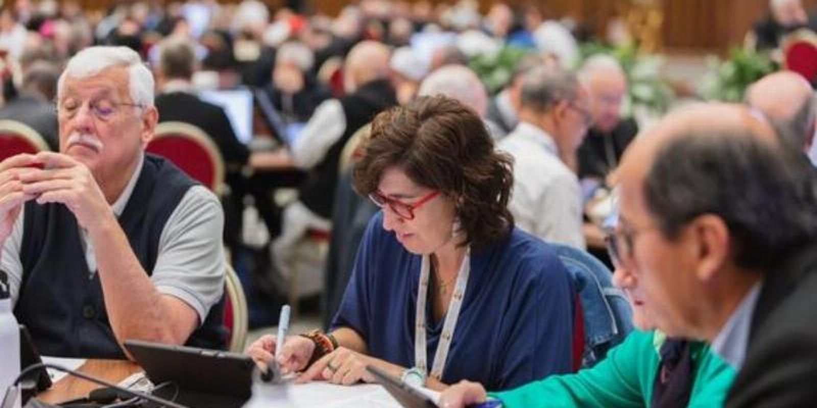 Eva Fernández en el Sínodo de la Sinodalidad celebrado en Roma