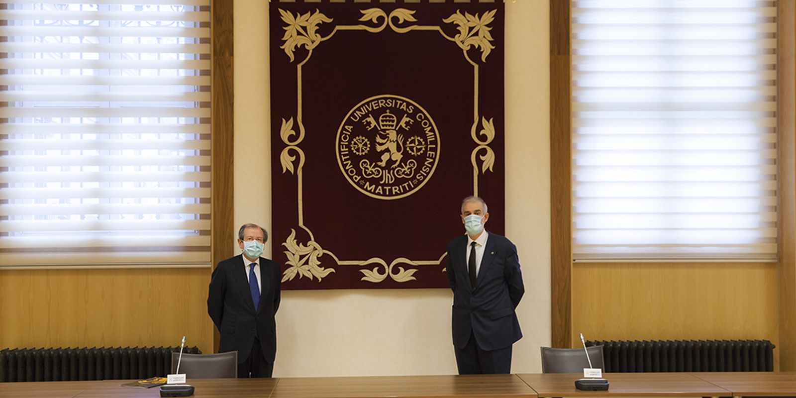 Julio L. Martínez, SJ, y el presidente ejecutivo de Garrigues, Fernando Vives Ruiz