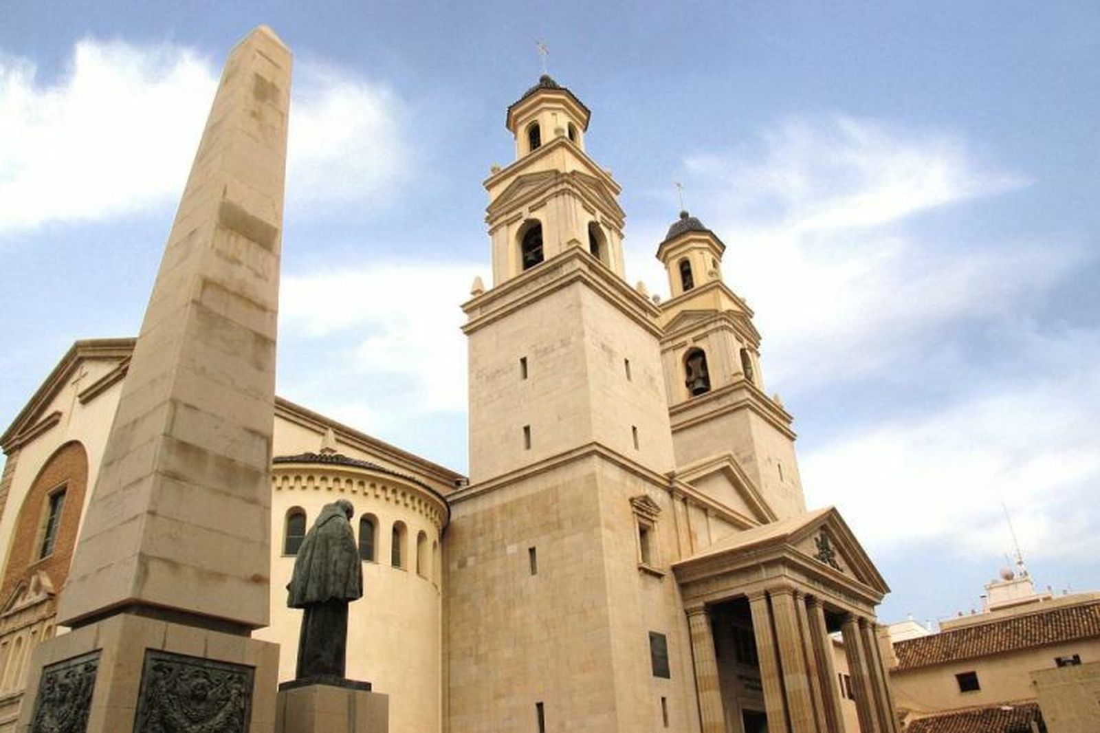 Basilica san pascual