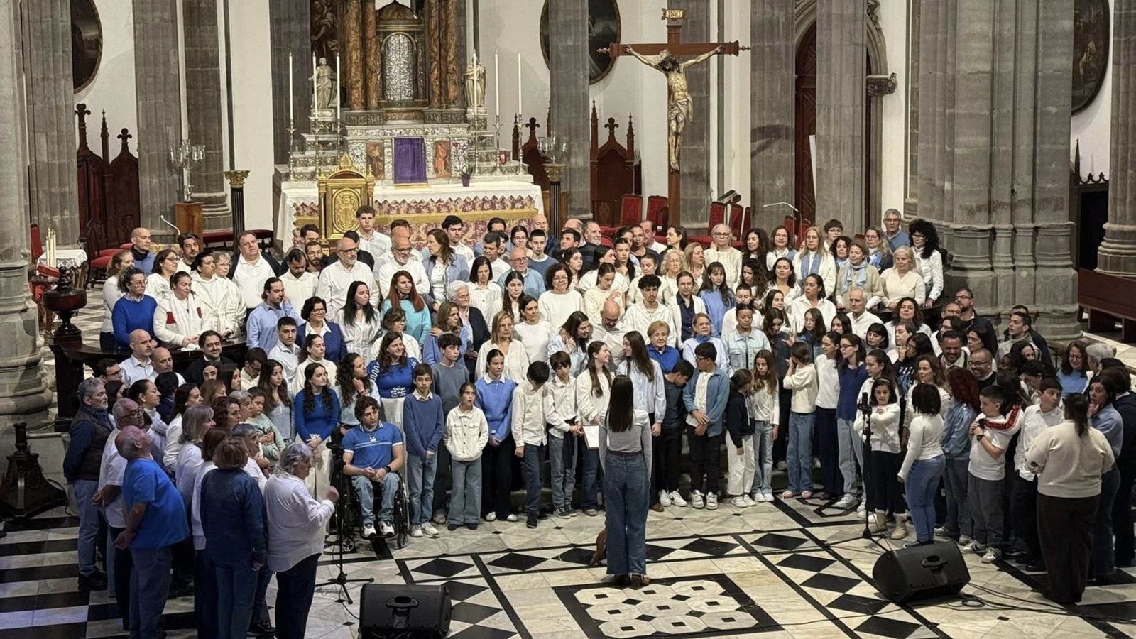 Grabación del himno para la visita del Papa a España, en la Catedral de La Laguna, en Tenerife