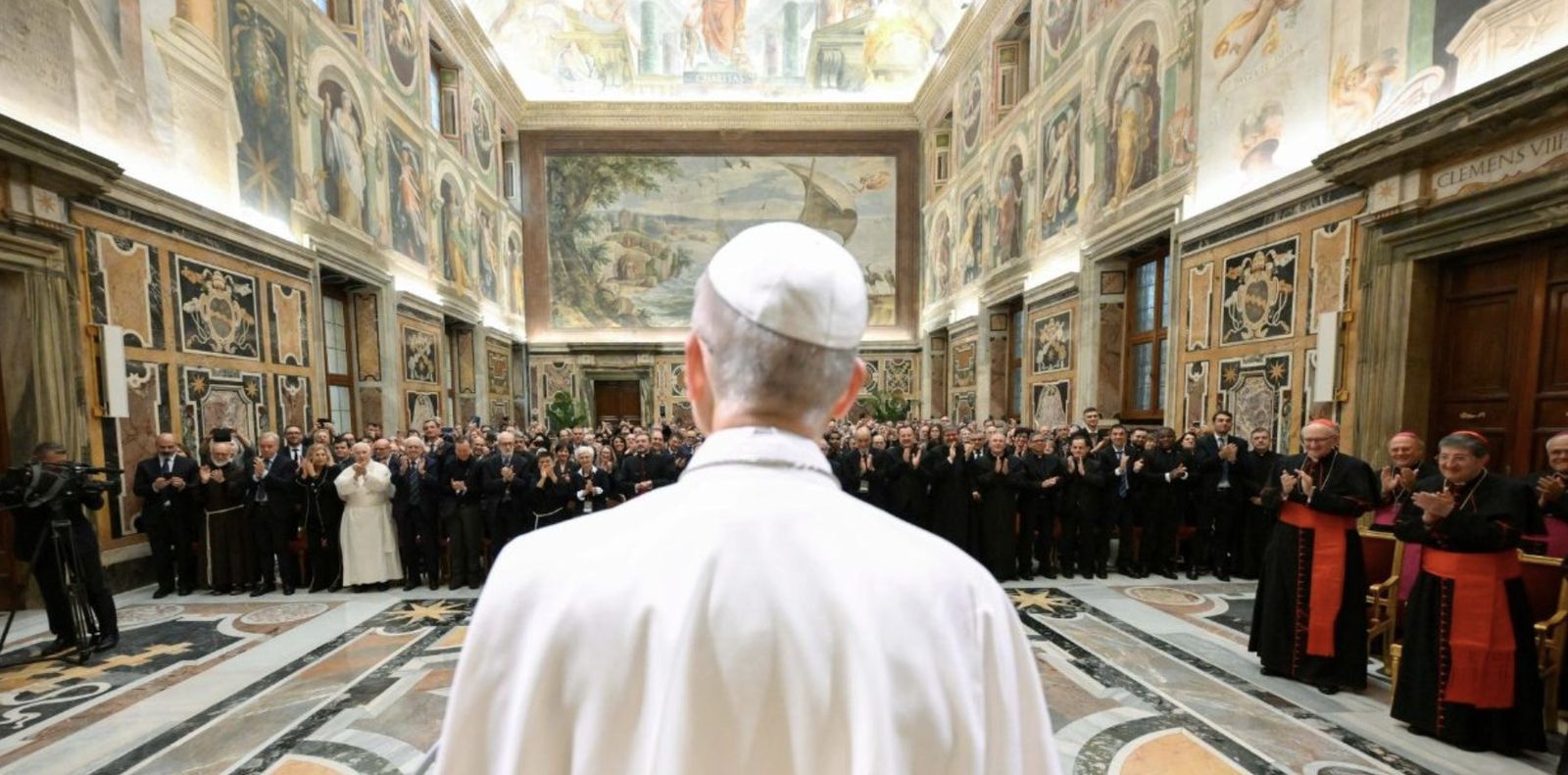 El Papa, en la audiencia a los miembros de la Causa de los Santos
