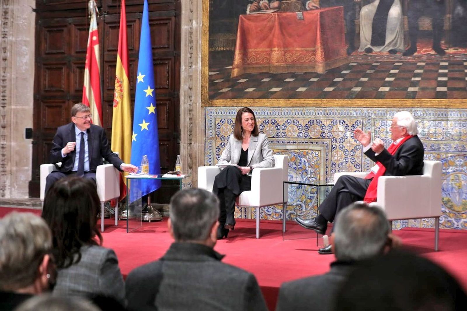 El padre Ángel, con Ximo Puig, en Valencia