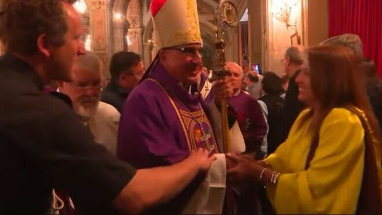 Mons Fernando Chomali