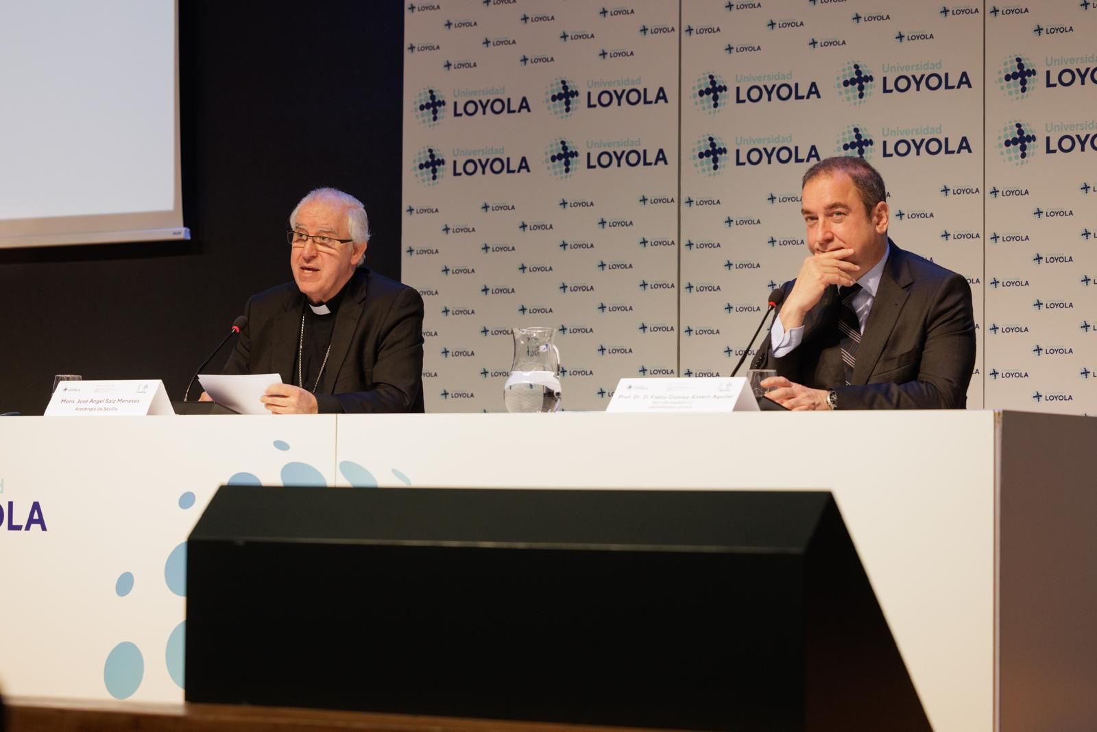 Jornada "¿Deuda o desarrollo?" en la Universidad Loyola