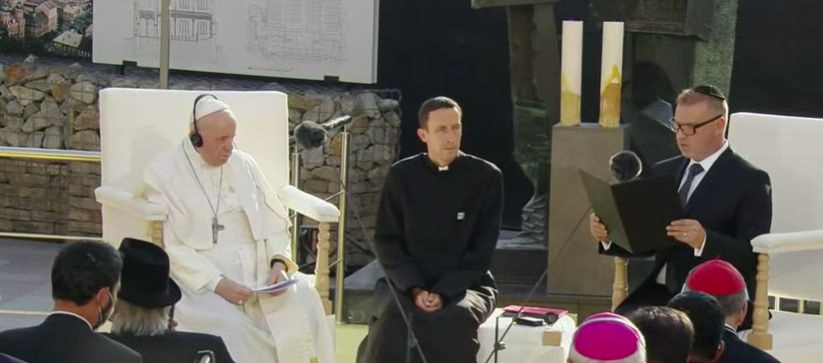 Francisco, con las comunidades judías de Bratislava