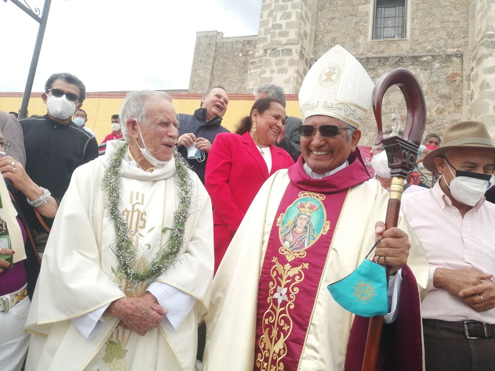 Don Luis Ugalde y Mons. Fidencio Lopez Plaza. Foto: Periódico Noticias de Querétaro