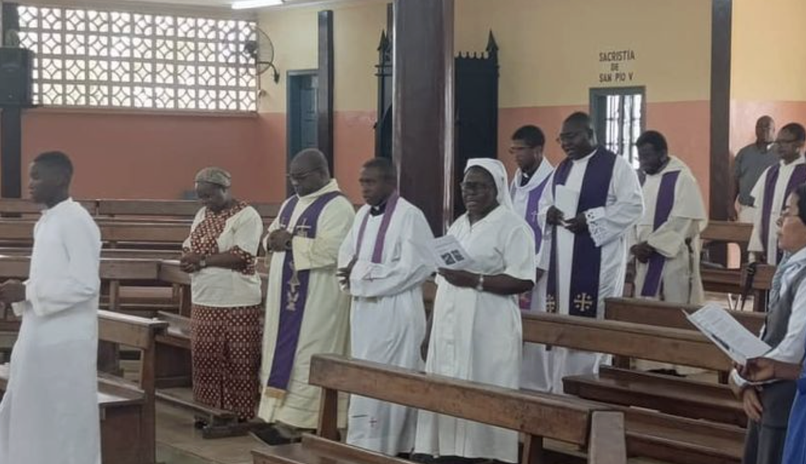 Parroquia dominica en Guinea