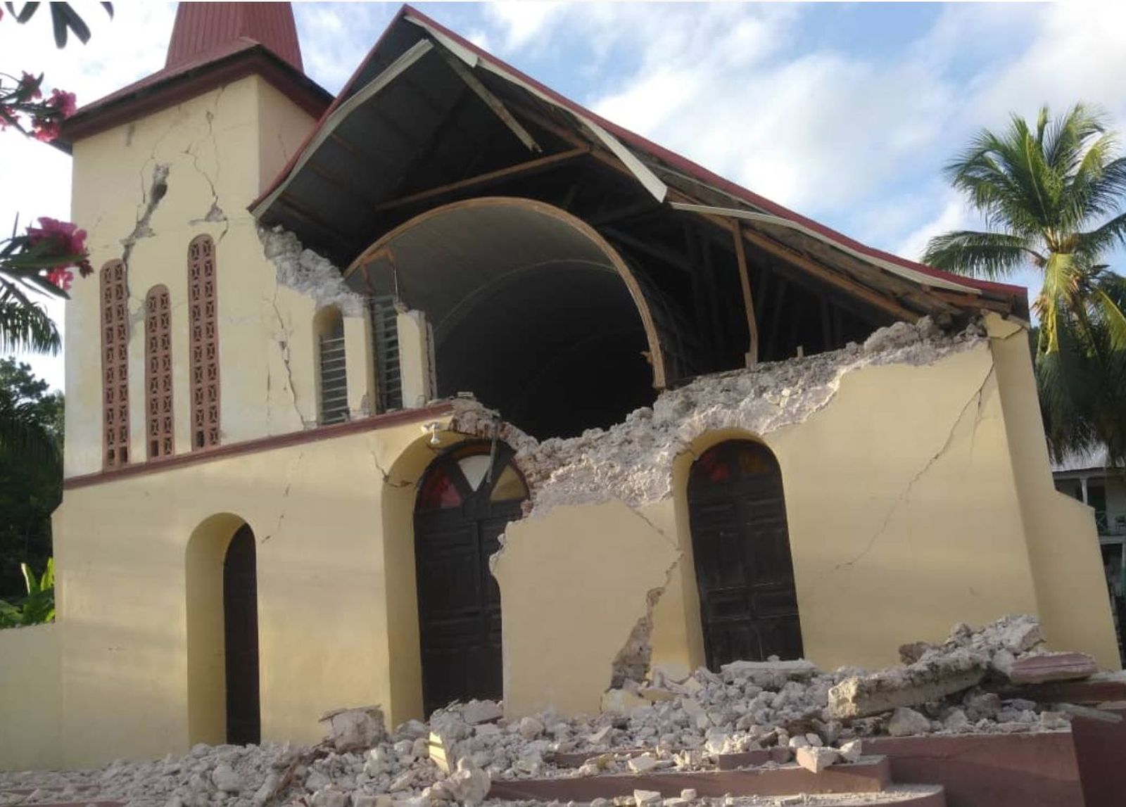 iglesia derruida en Haití