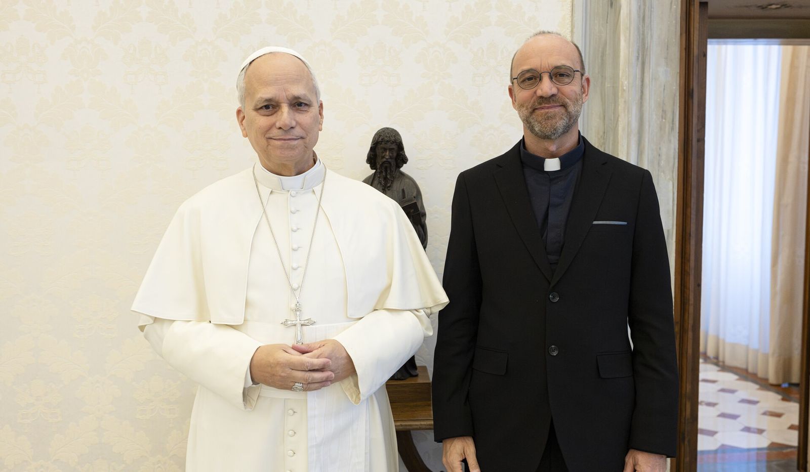 César Caro con el Papa León XIV