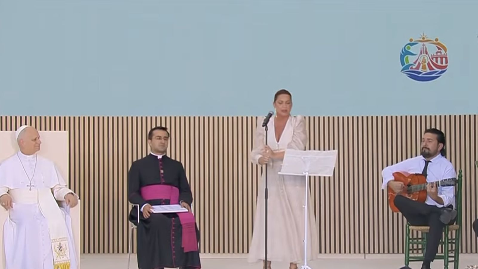 Niña Pastori, con el Papa