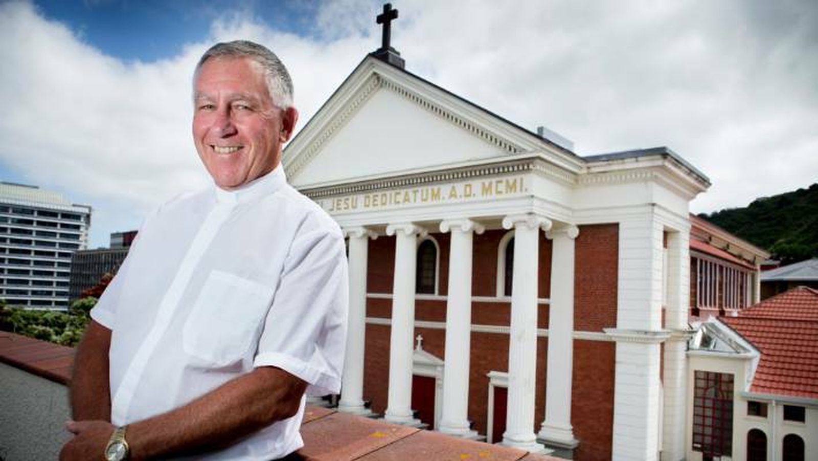 El cardenal arzobispo de Wellington, Nueva Zelanda, John Dew