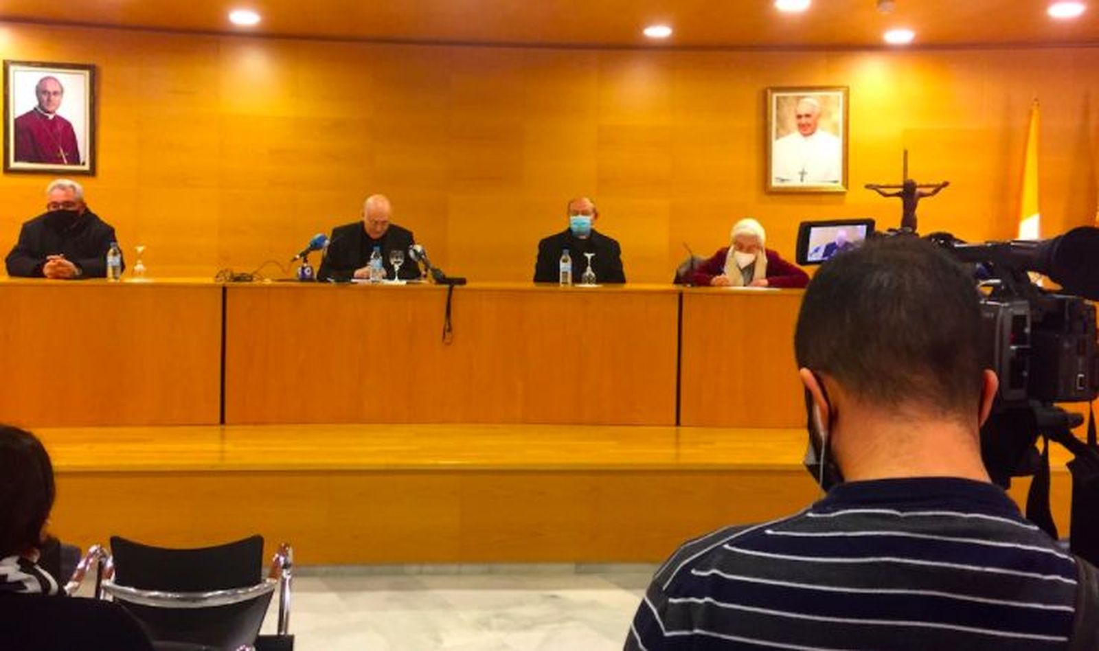 Rueda de prensa de Adolfo González Montes