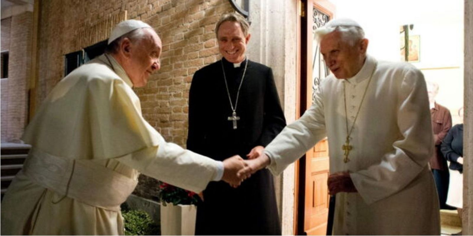 Francisco, Ratzinger y Gaenswein