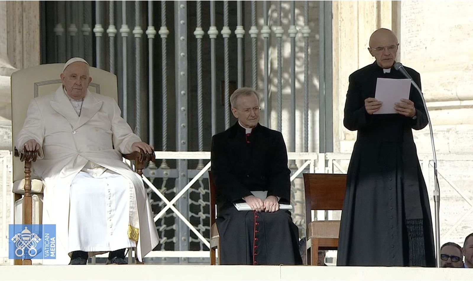 El Papa delegó la lectura de su catequesis en un ayudante