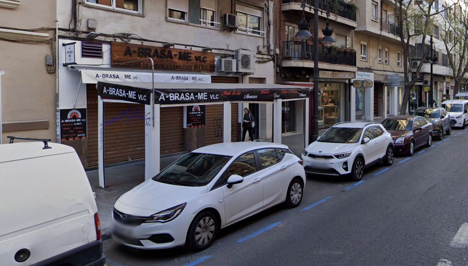 El bar donde comió el presunto asesino del canónigo de Valencia