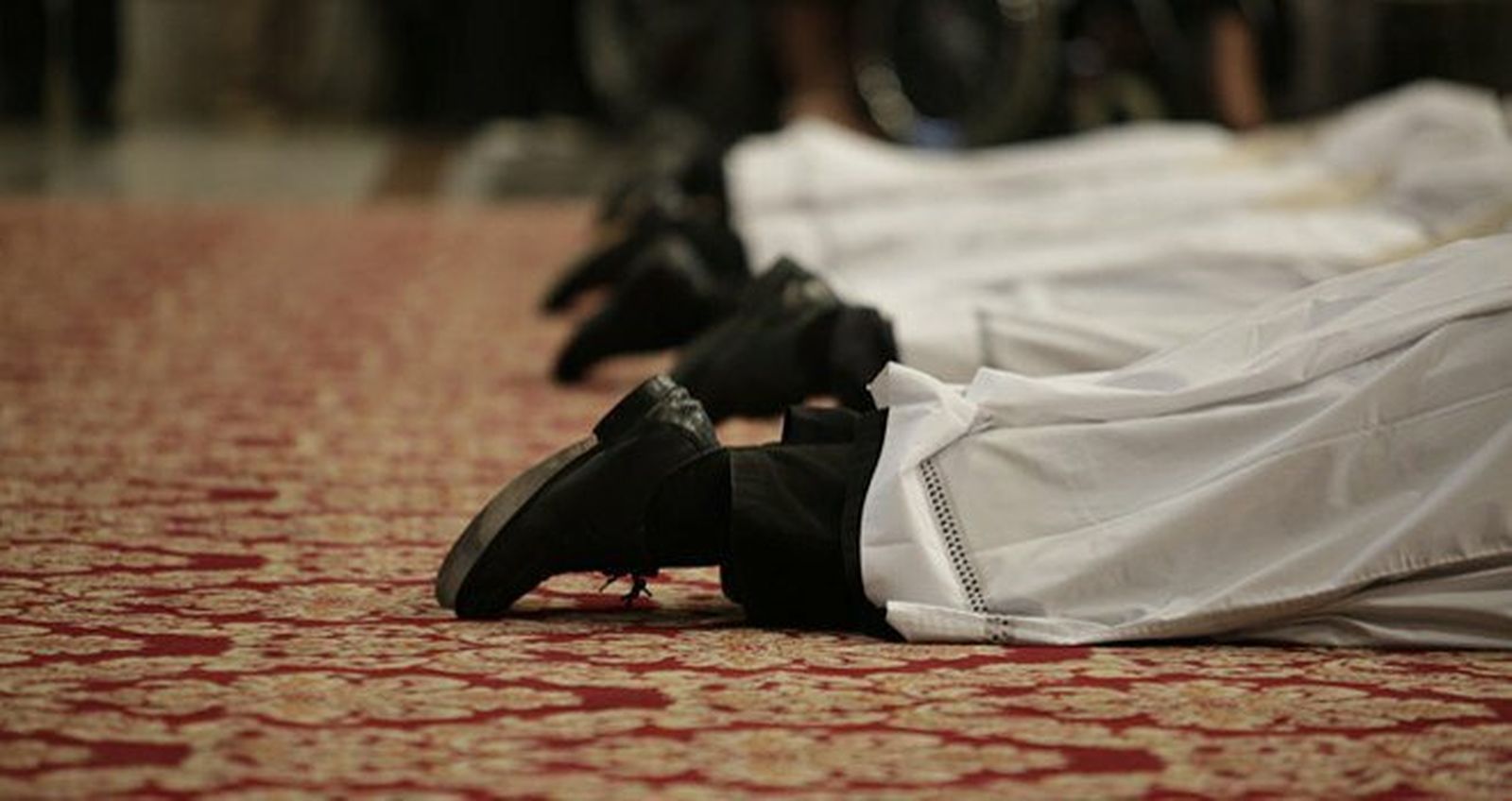 ¿Pongamos fin al celibato obligatorio?