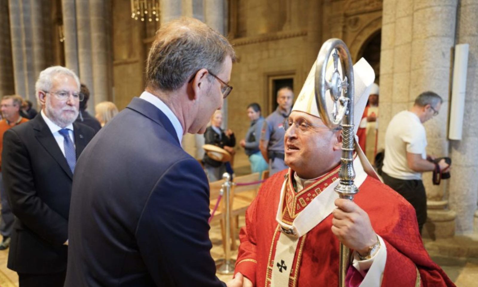 Monseñor Prieto saluda a Feijóo