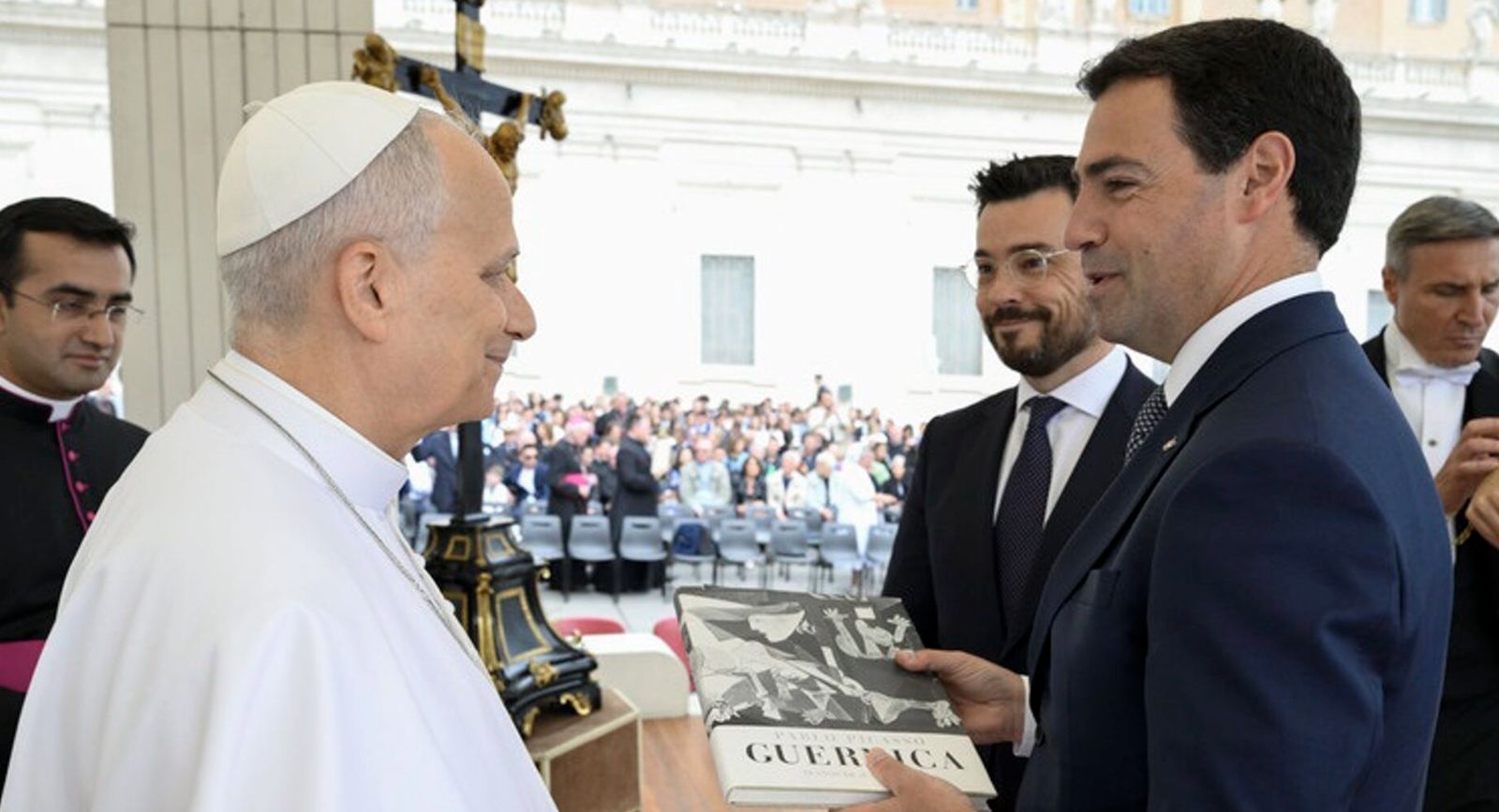 Imanol Pradales, con el Papa