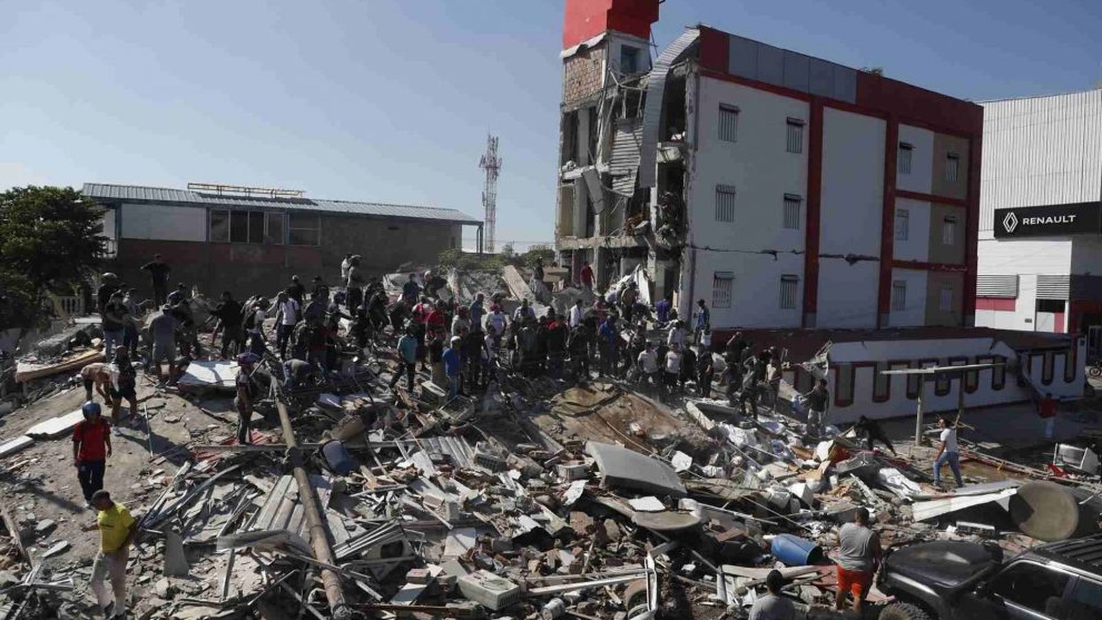 La Iglesia Presente en la tragedia