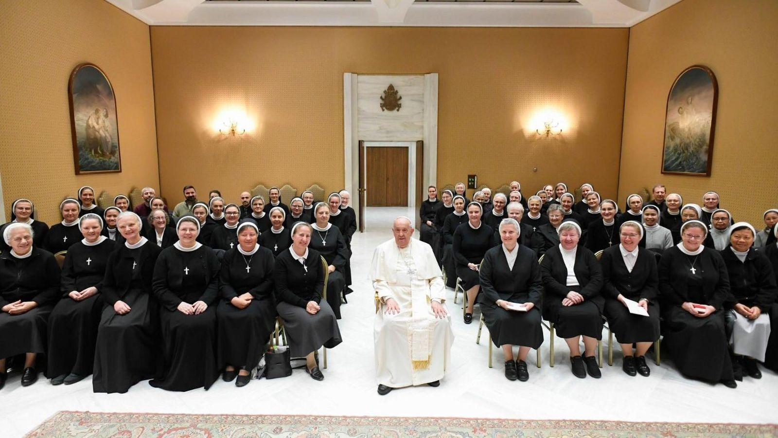 Francisco y las Hermanas de Nazaret