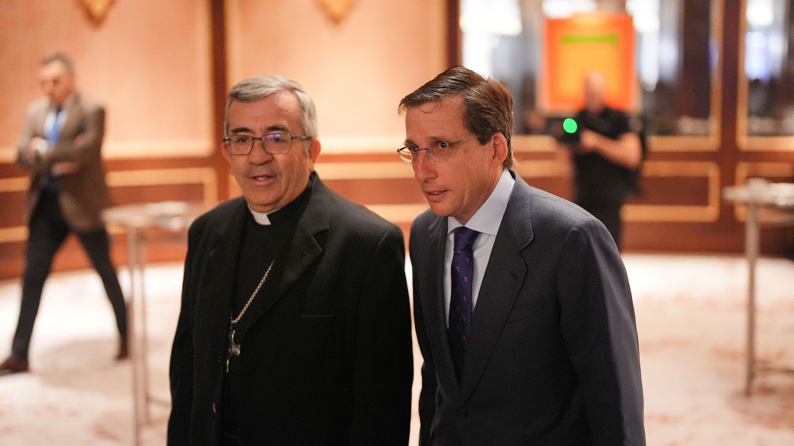 Monseñor Argüello y José Luis Martínez-Almeida