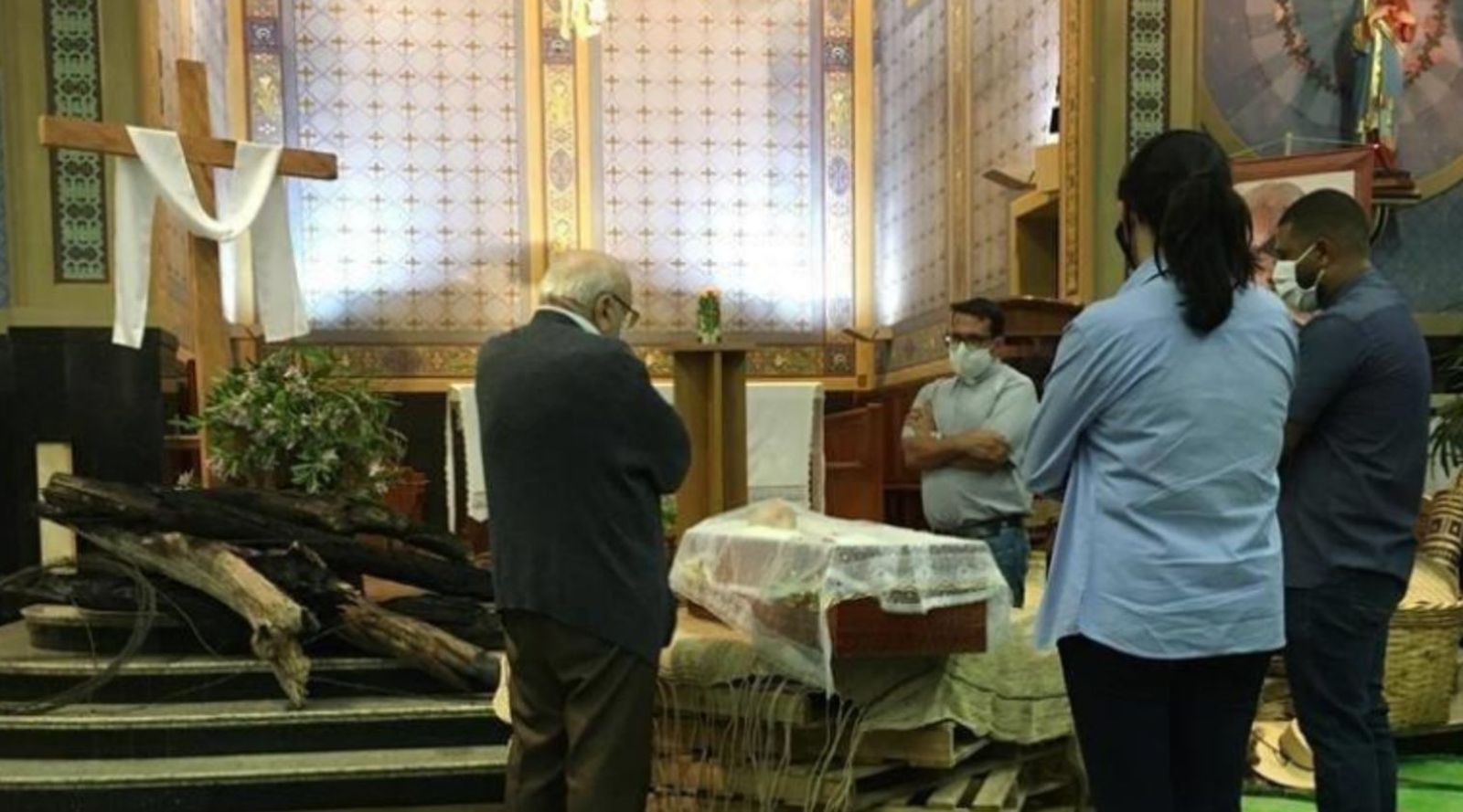 Velando el cuerpo de Pedro Casaldàliga