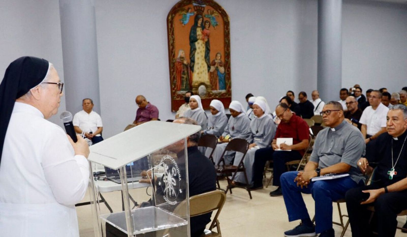 Hermana Rosmery, madre sinodal